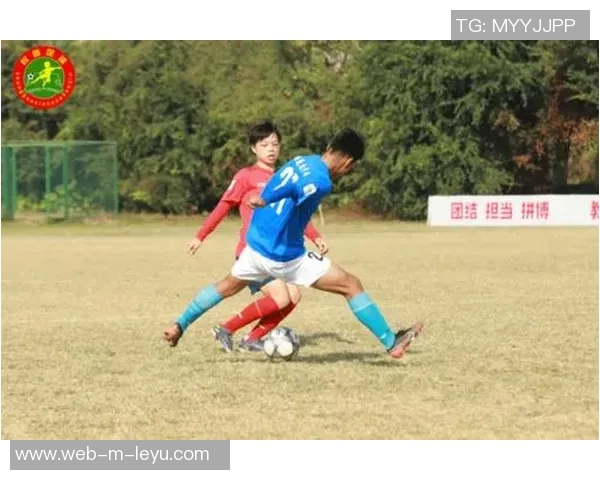 晨曦足球俱乐部:追逐梦想的绿茵场上绽放青春的光芒与激情 晨曦足球俱乐部:追逐梦想的绿茵场上绽放青春的光芒与激情